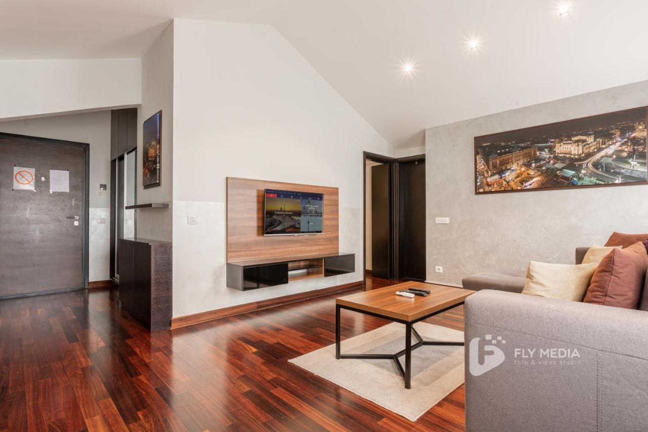 Feel Apartment
